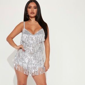 Silver mini dress - Size Large